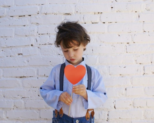 Tips for talking to Children about Death (video) Image
