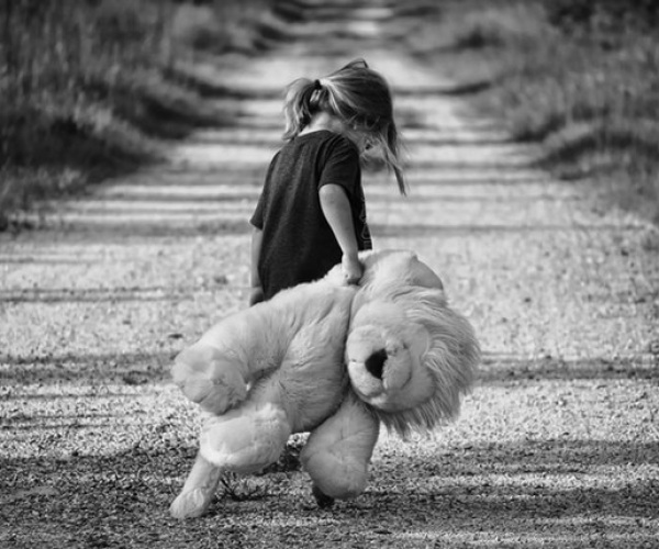 How to talk to children about death Image