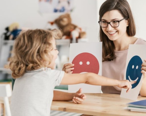 What to expect in speech therapy sessions Image