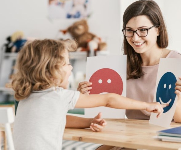What to expect in speech therapy sessions Image