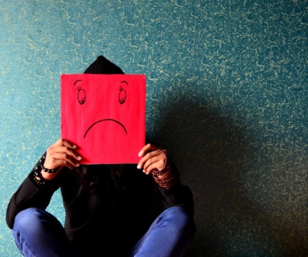 Help for parents with teens who self harm Image