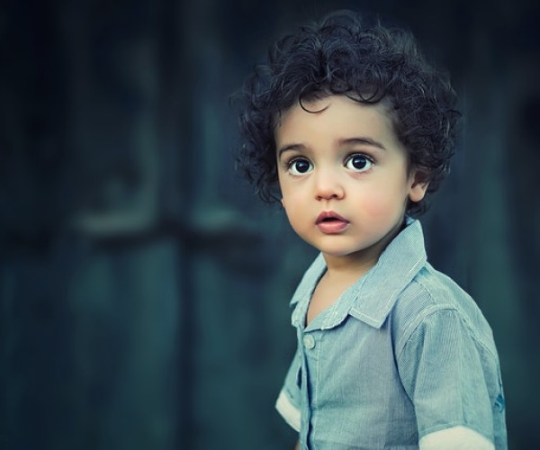 Helping children who find it hard to say goodbye Image