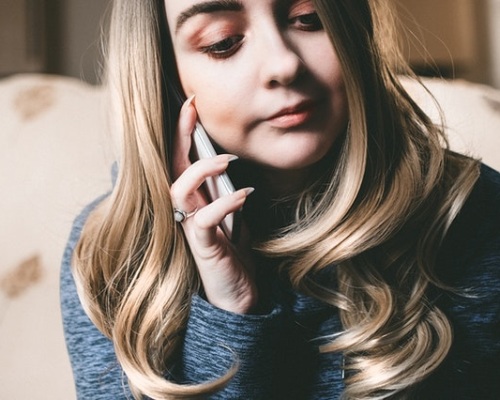 How to protect children from cyberbullying Image